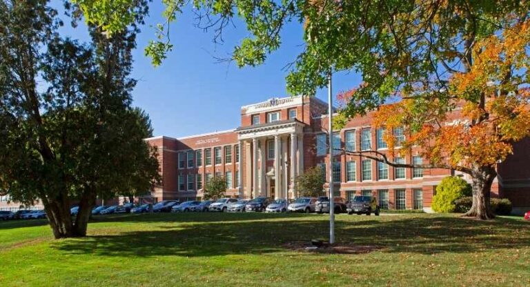 Historic Building with pillars and fall leaves